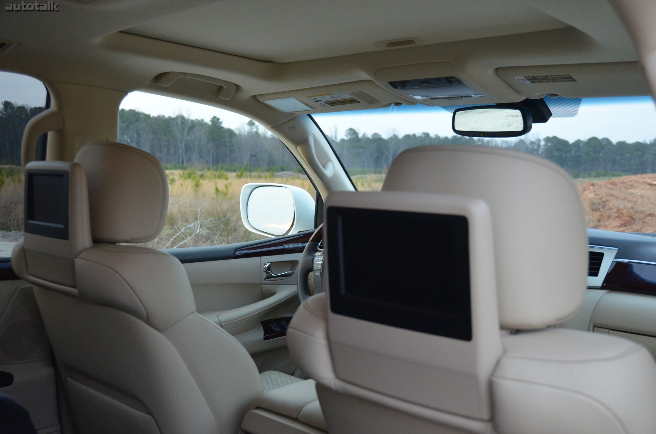 2014 Lexus LX 570 Review