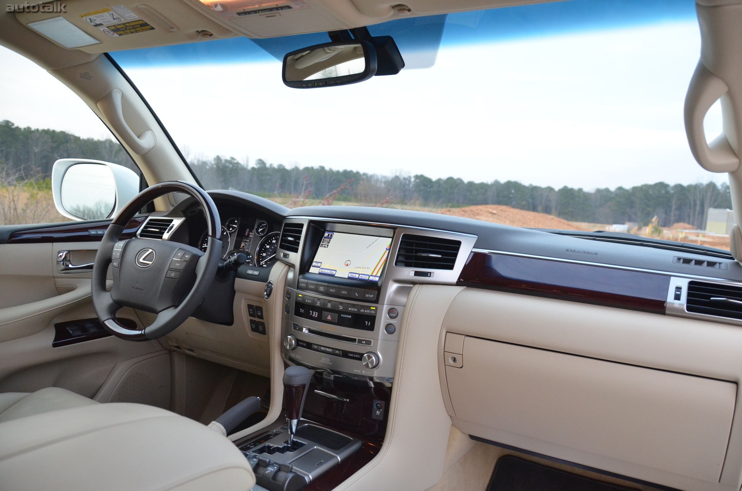 2014 Lexus LX 570 Review