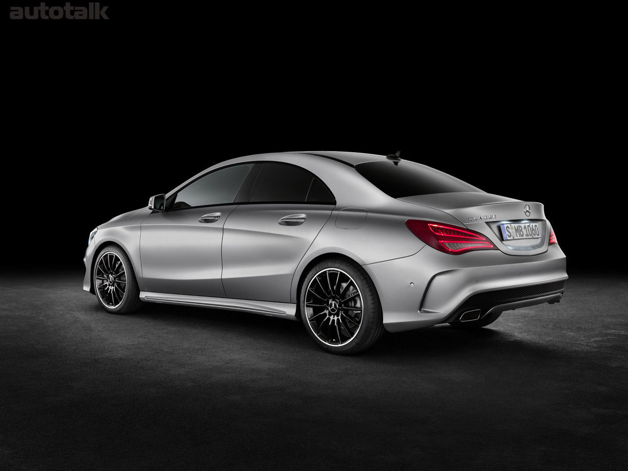 2014 Mercedes-Benz CLA250