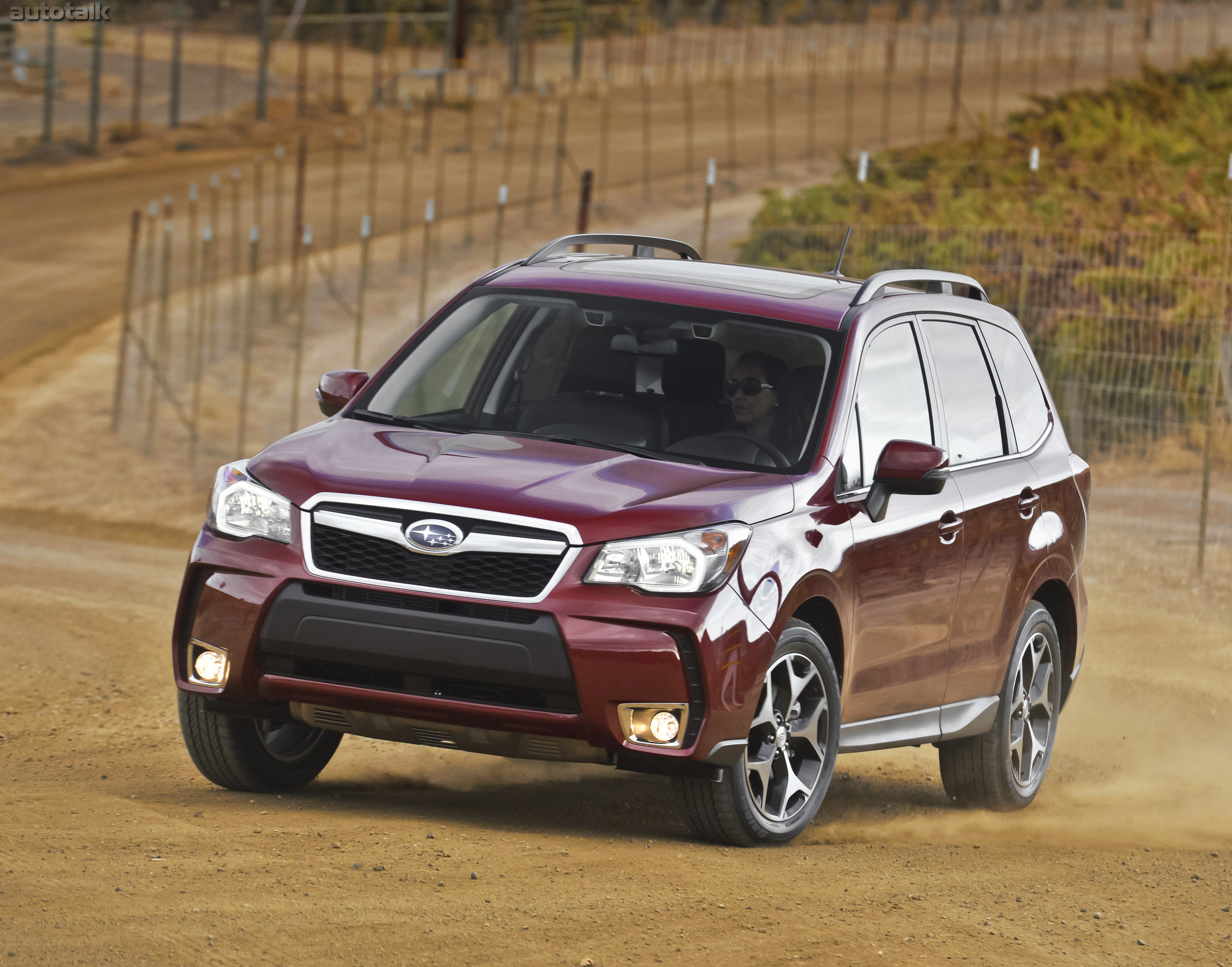 Надежные кроссоверы. Subaru Forester 2014. Subaru Forester XT 2014. Subaru Forester XT 2013. Subaru Forester 2014-2016.