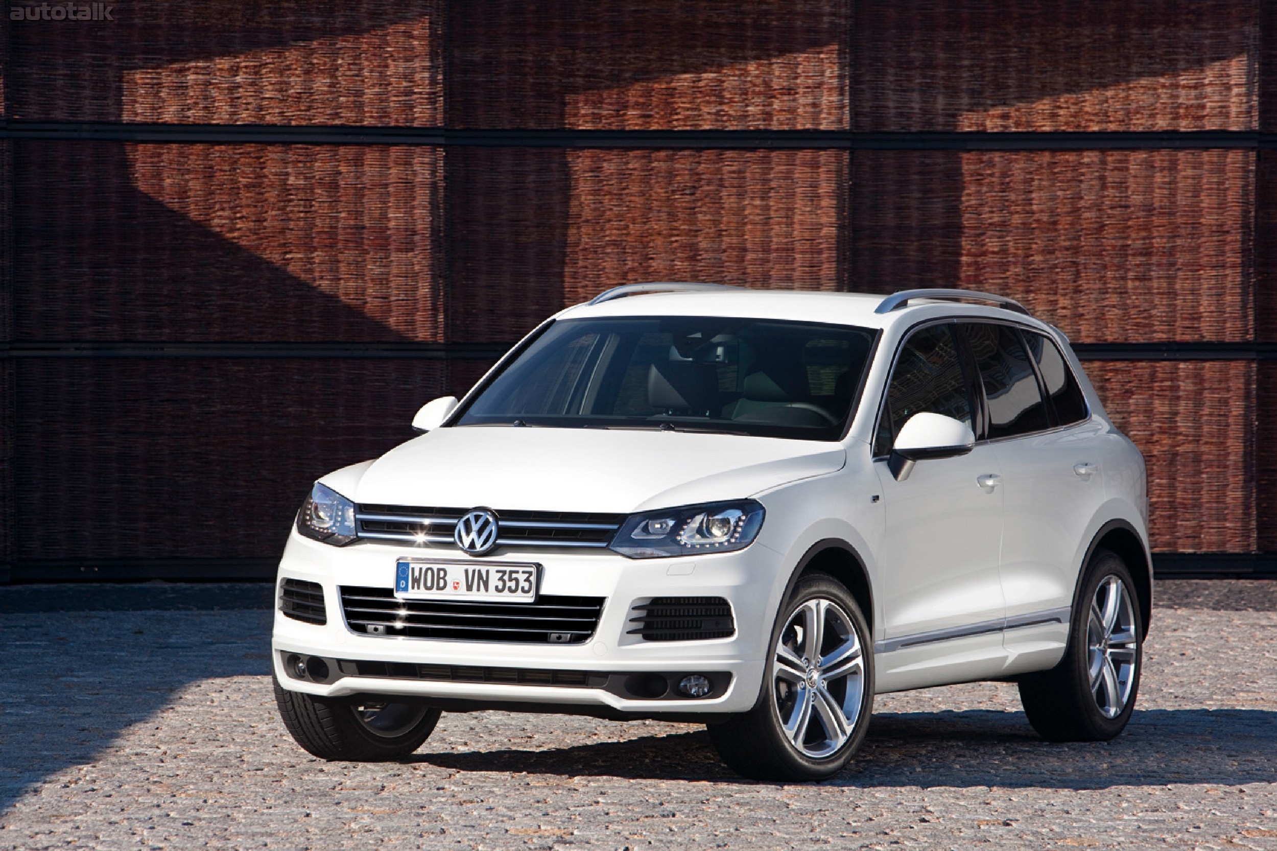 2014 Volkswagen Touareg R-Line