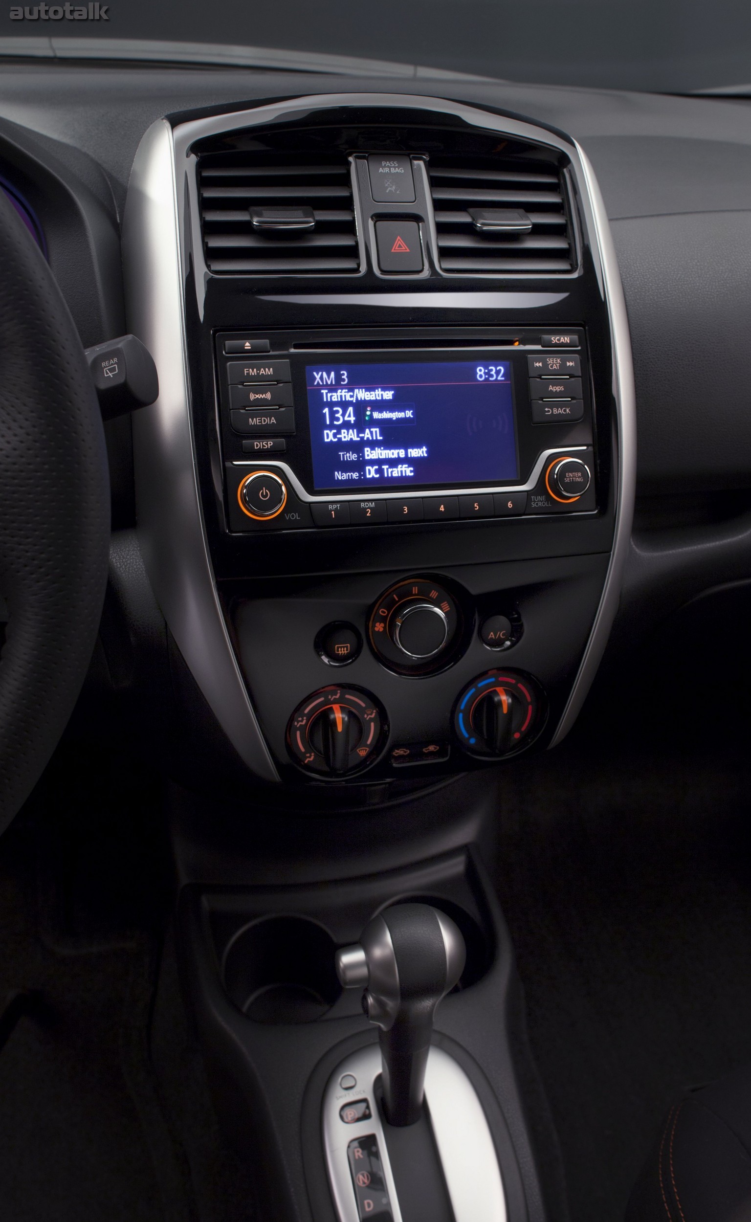 2015 Nissan Versa Note SR