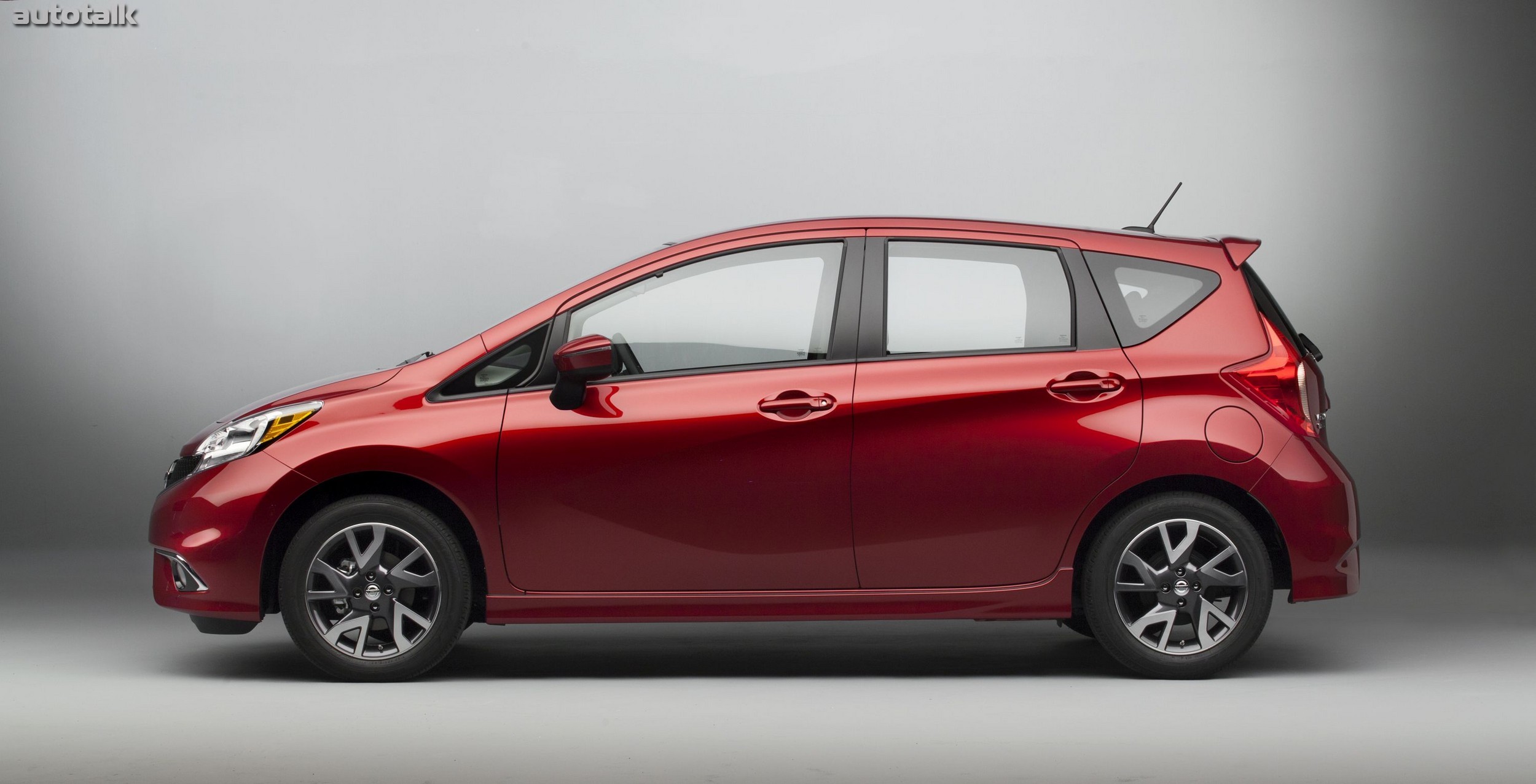 2015 Nissan Versa Note SR