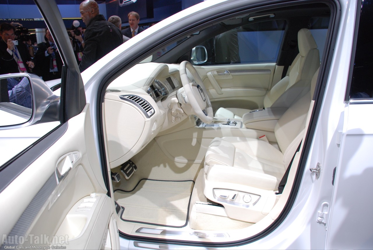 Audi Q7 V12 TDI Concept - 2007 Detriot Auto Show