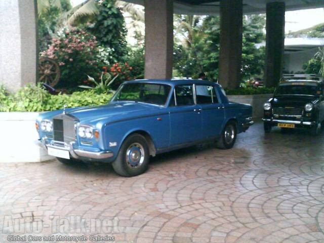 Bentleys and Rolls Royces on Indian Streets