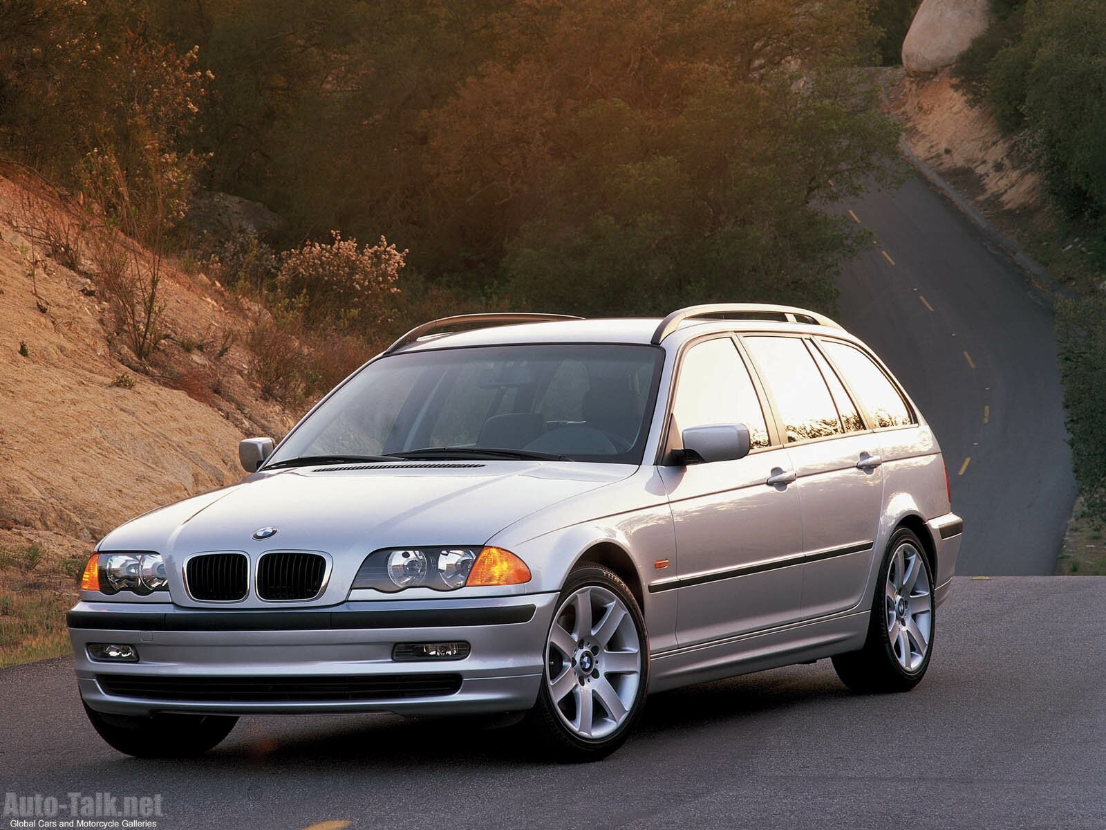 BMW  3Series, Silver Wagon