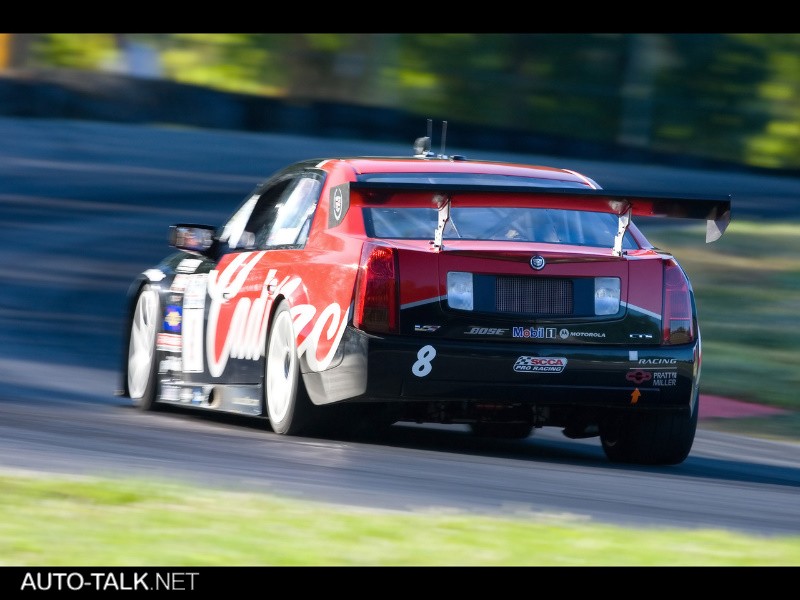 Cadillac CTS V Racing