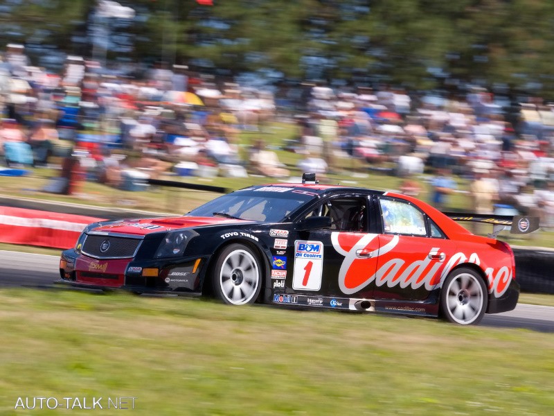 Cadillac CTS V Racing