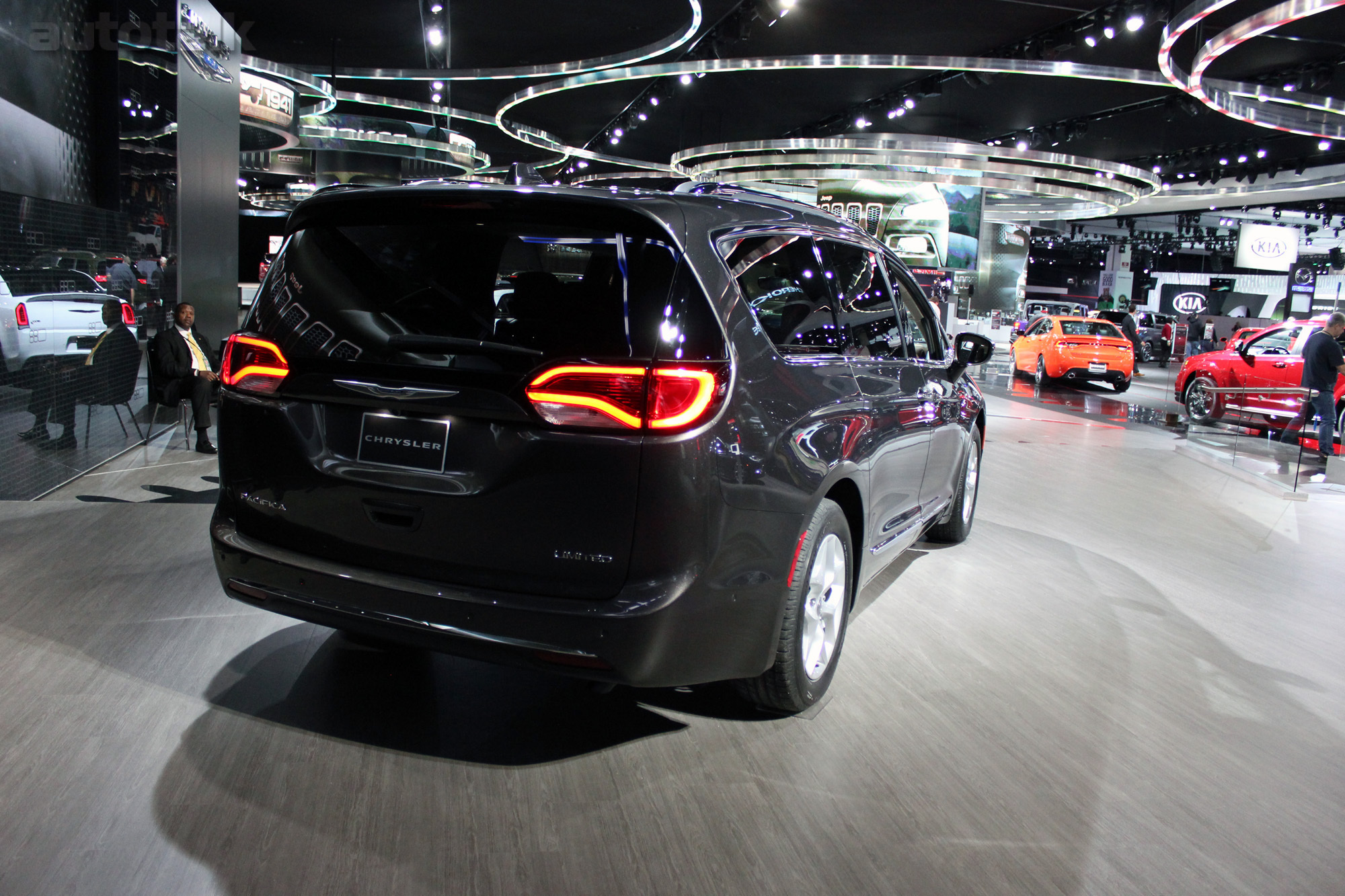 Chrysler at 2016 NAIAS