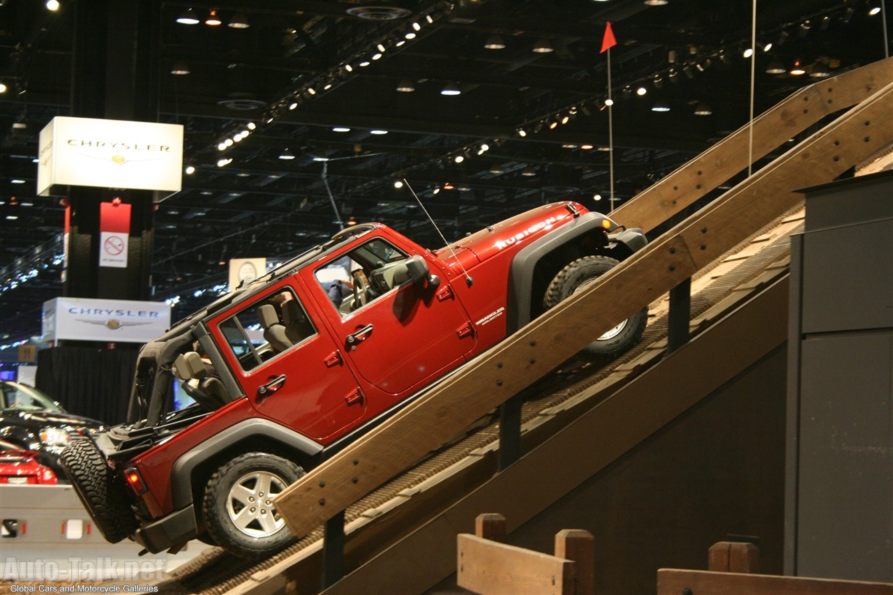 Chrysler Off-Road Vehicles at Chicago Auto Show