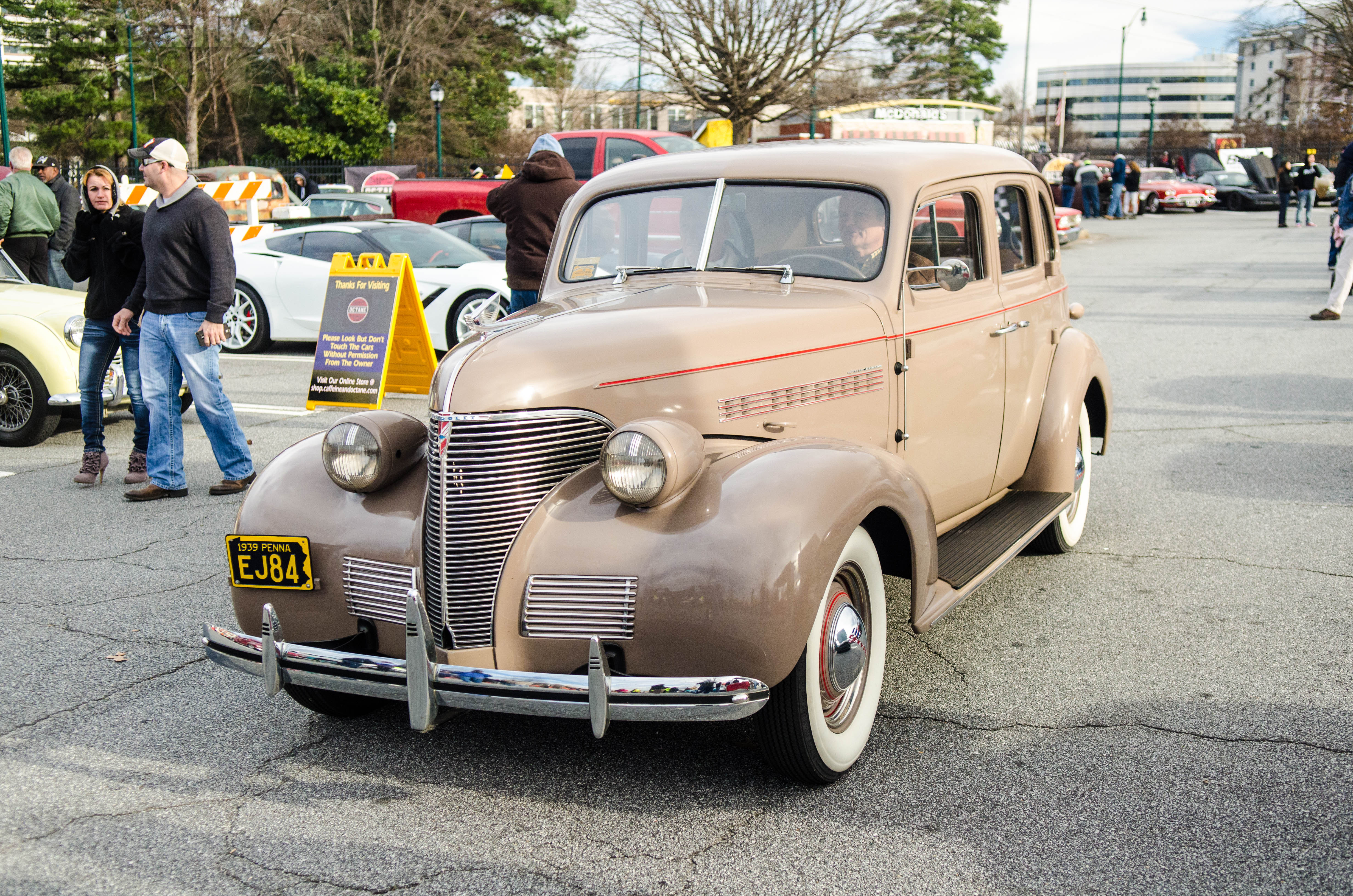 Classic Cars at Caffeine & Octane