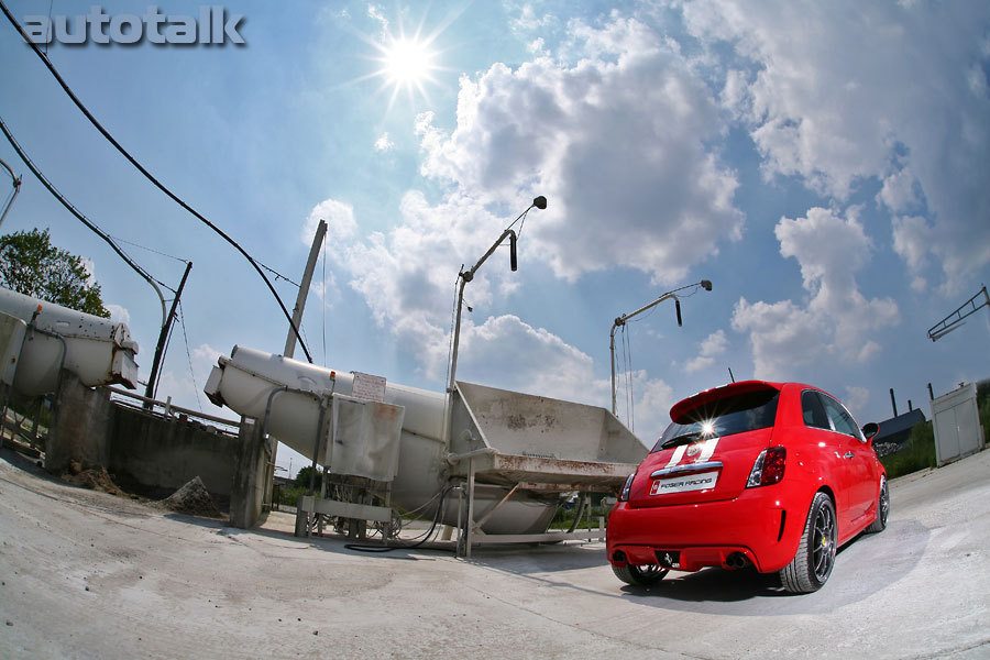 Fiat 500 Ferrari Dealers Edition