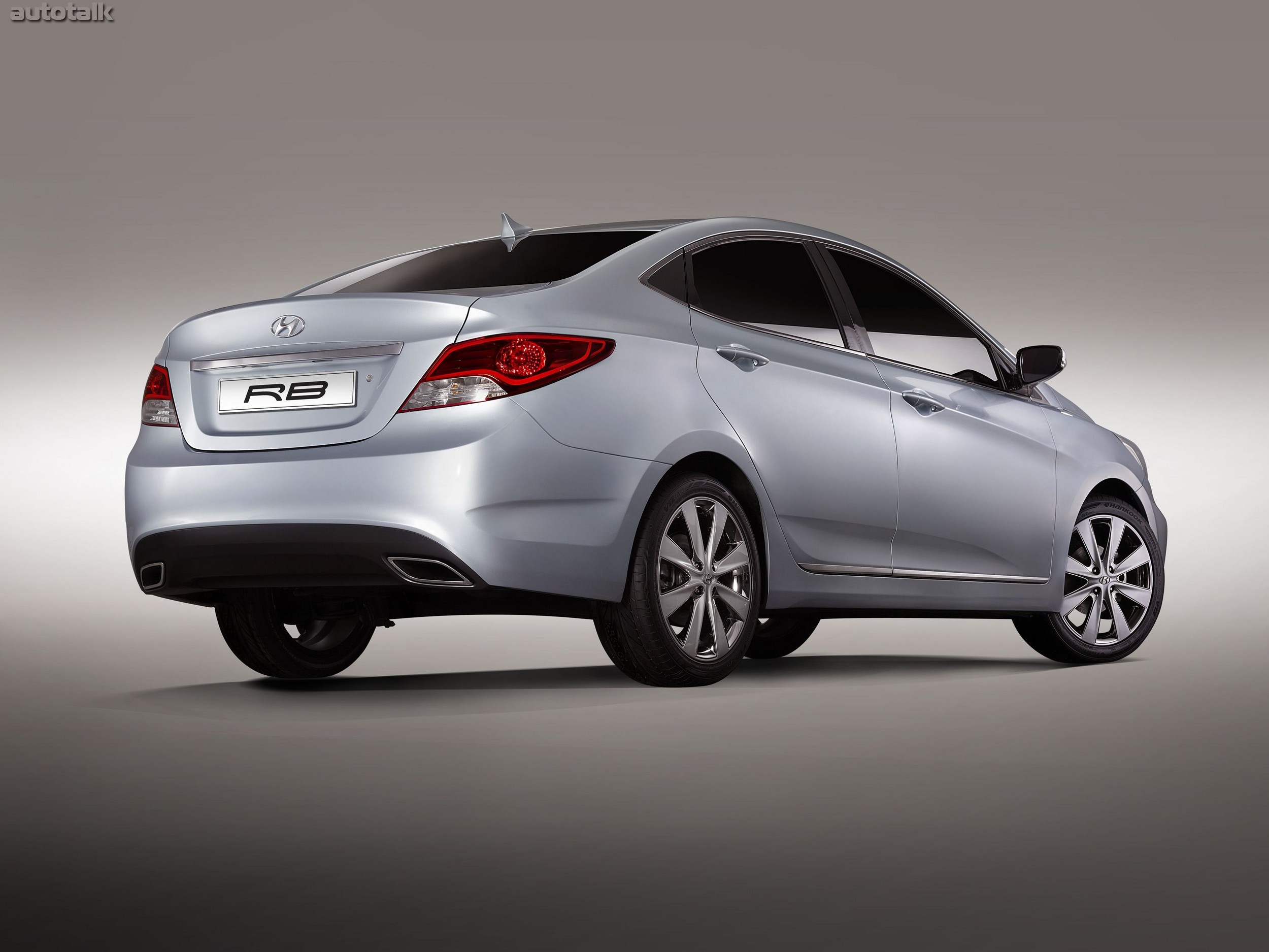 Модели хундай список. Hyundai Solaris 2010. Hyundai Solaris RB. Hyundai Verna RB. Hyundai Solaris (RB) (2011-2014).