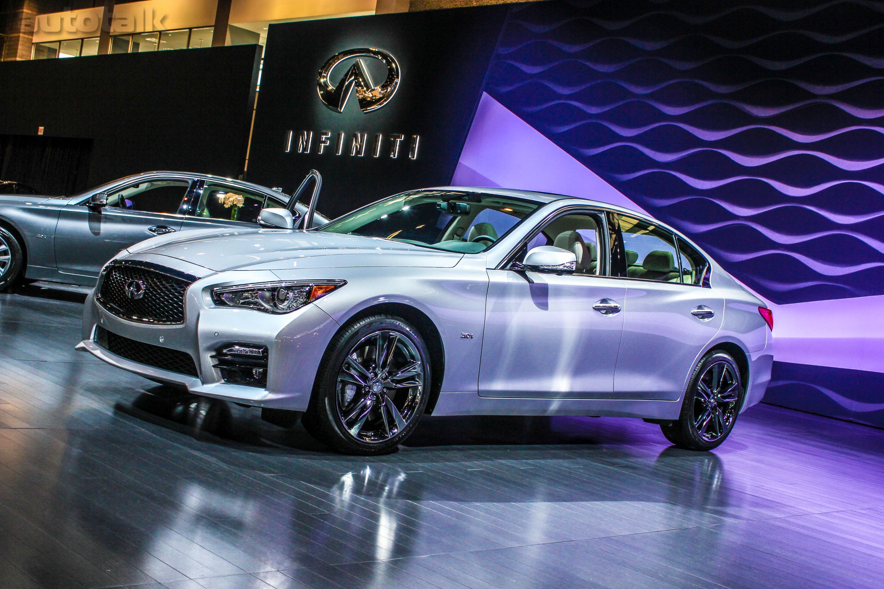 Infiniti at 2016 Chicago Auto Show