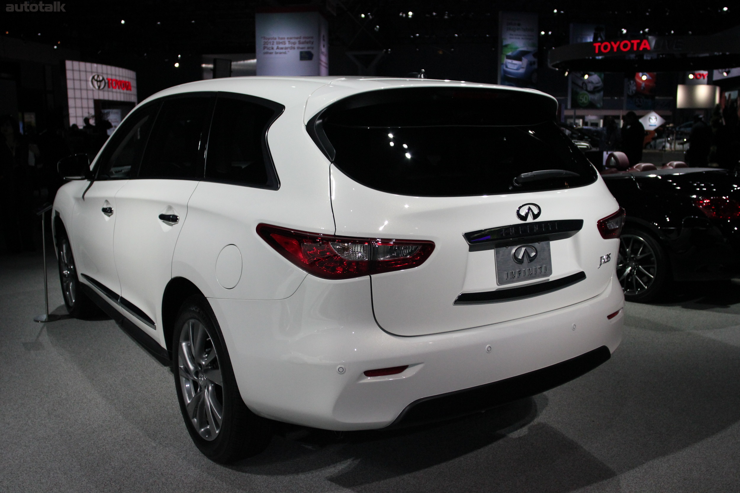 Infiniti Booth NYIAS 2012