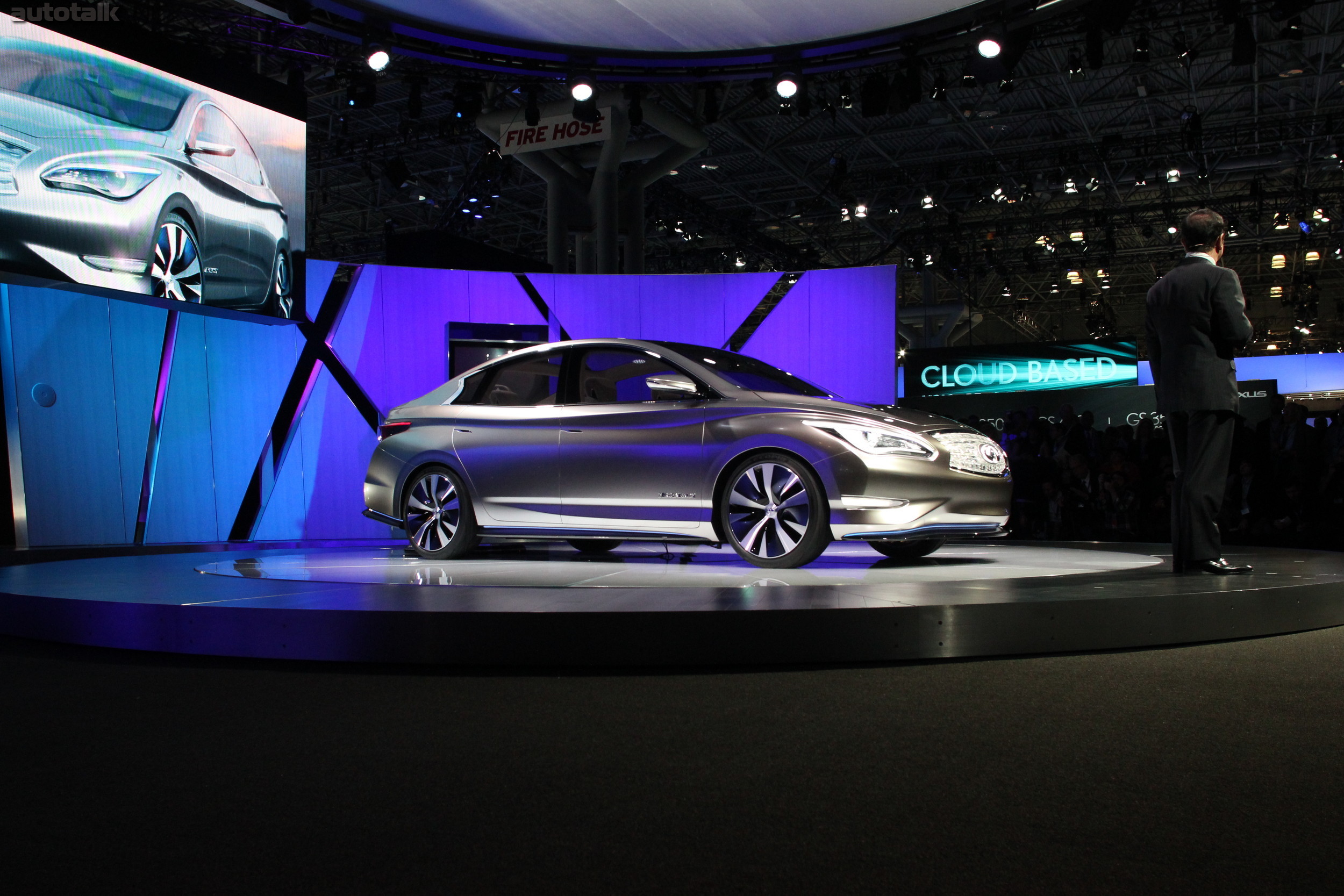 Infiniti Booth NYIAS 2012