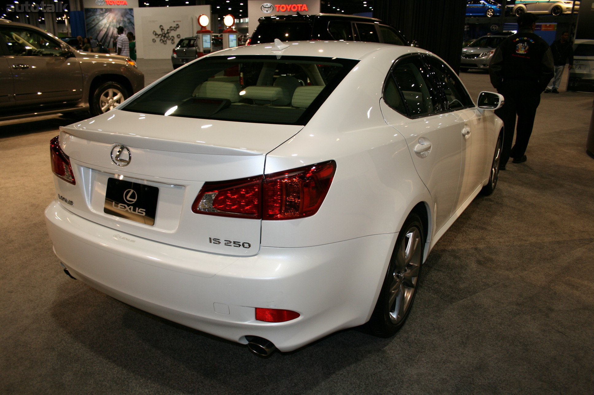 Lexus - 2010 Atlanta Auto Show