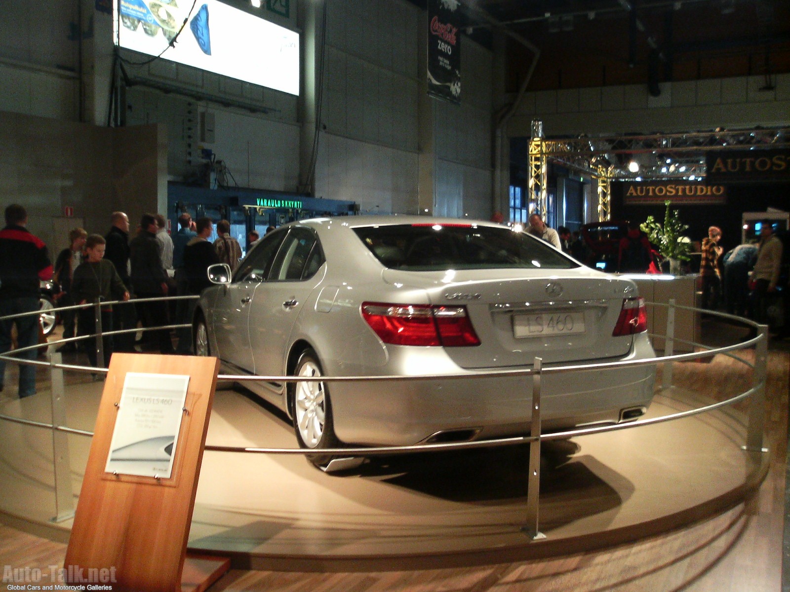 Lexus LS460H