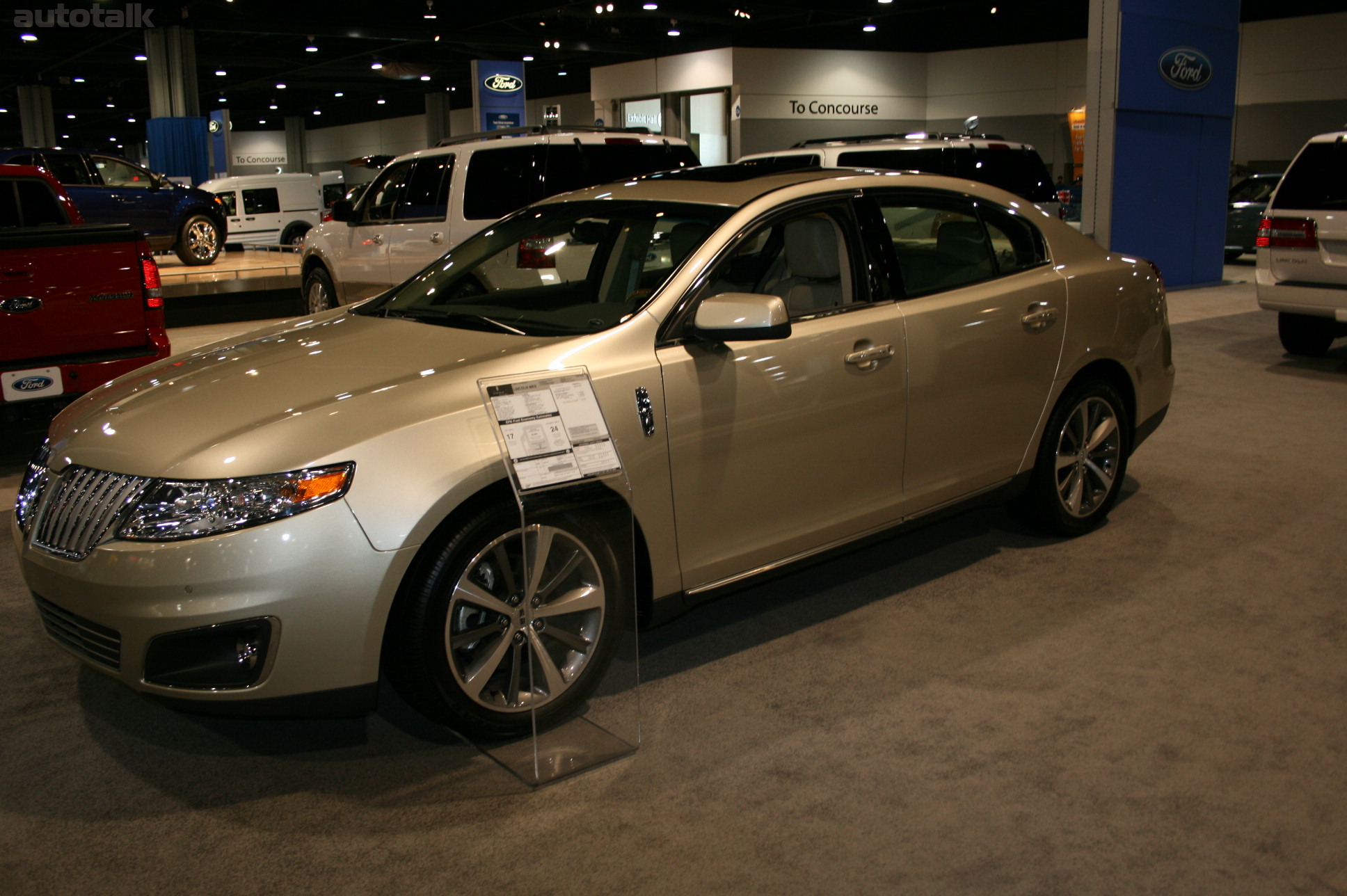 Lincoln - 2010 Atlanta Auto Show