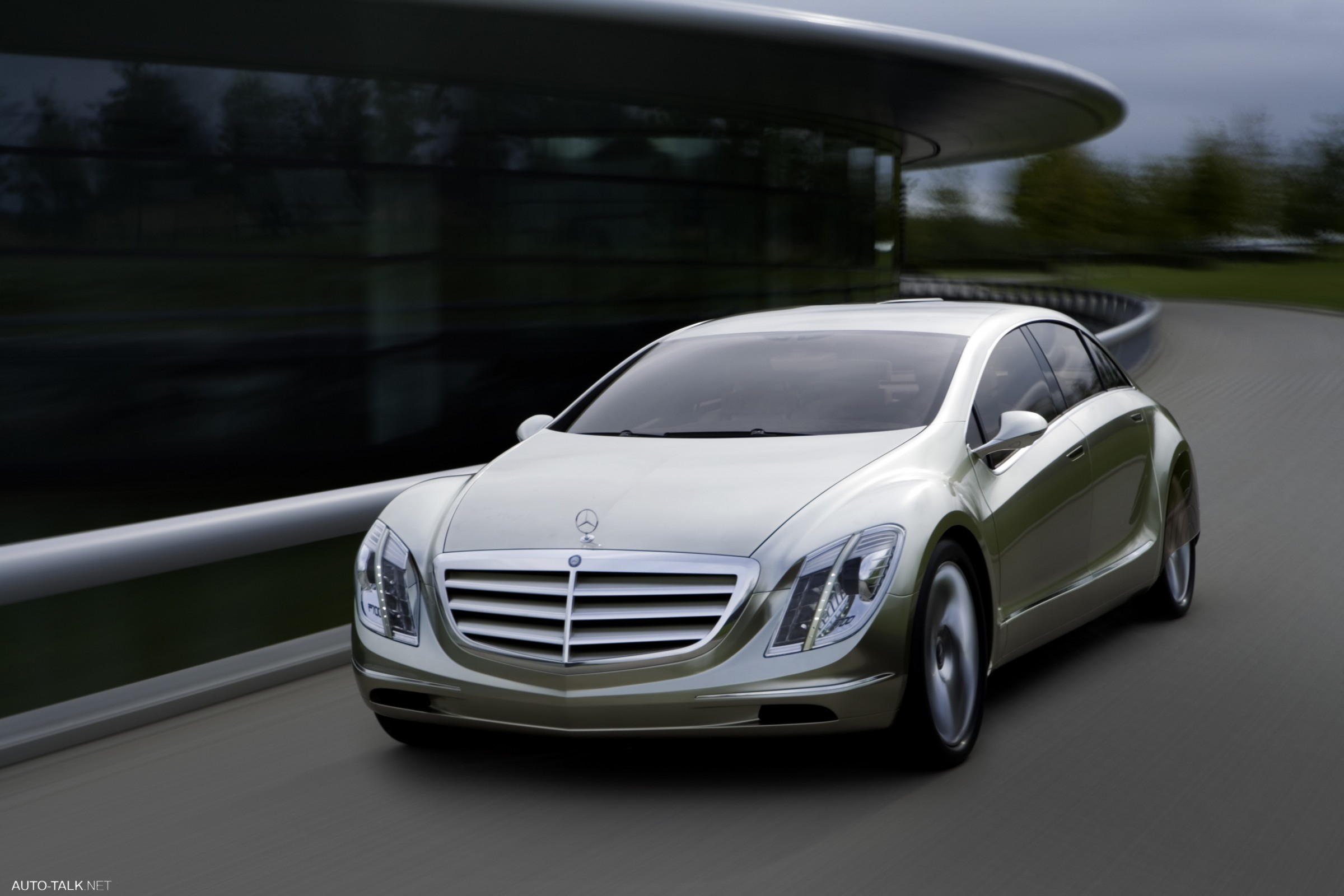 Mercedes Benz F700 Concept