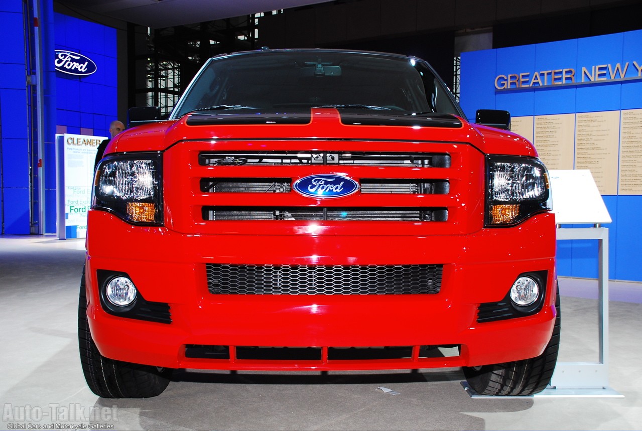 New York Auto Show: Expedition Funkmaster Flex Concept