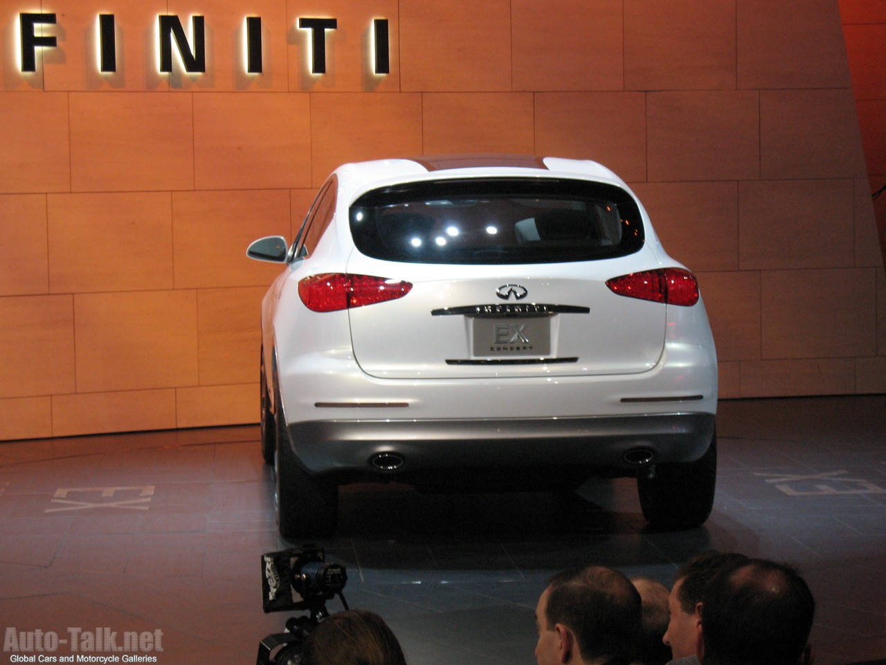 New York Auto Show: Infiniti EX Concept