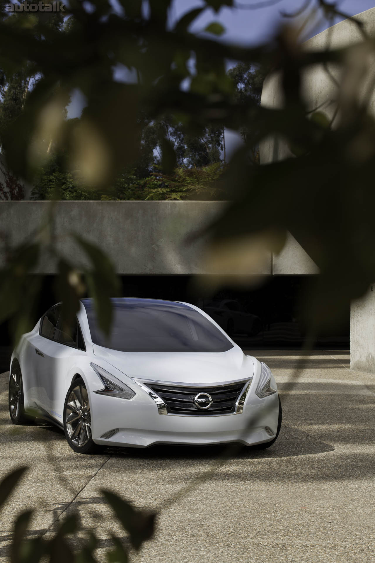 Nissan Ellure Concept