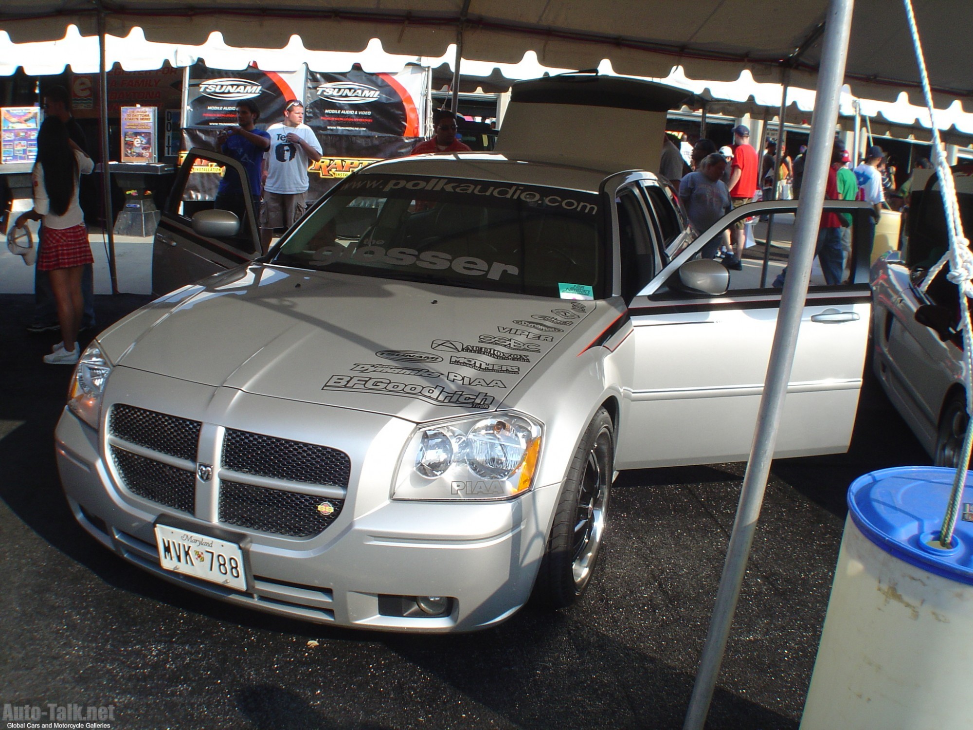 Pictures of Dodge Cars and Autos at Nopi Nationals 2006