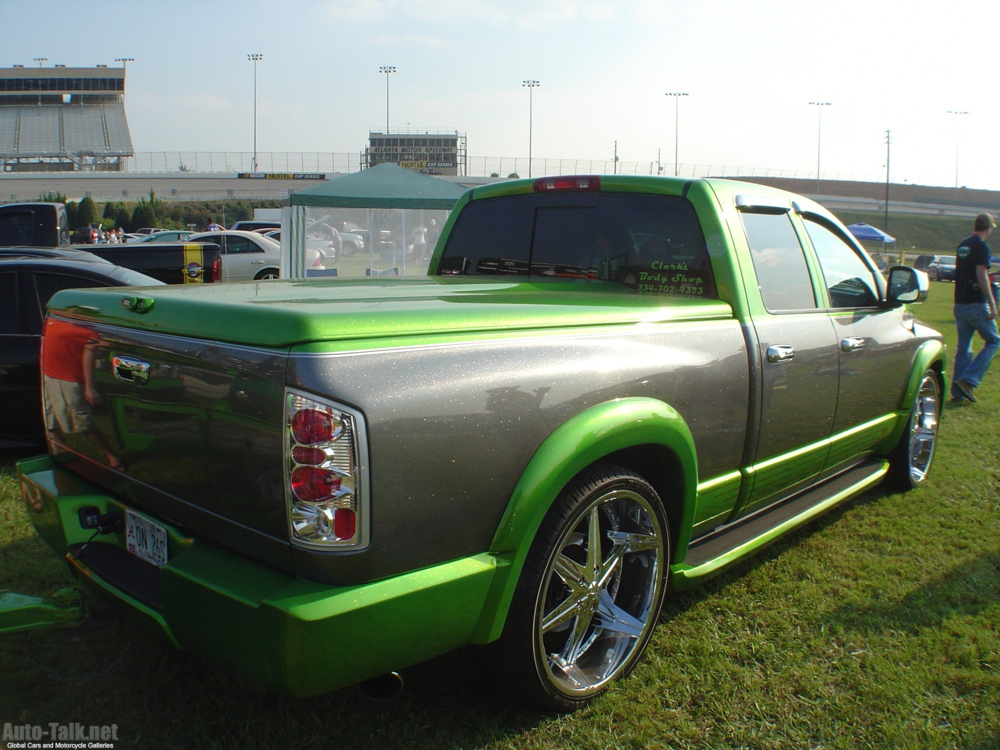 Pictures of Dodge Cars and Autos at Nopi Nationals 2006