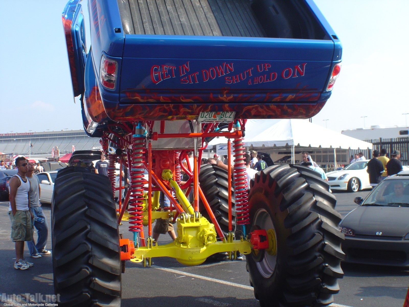 Pictures of Monster Trucks and Autos at Nopi Nationals 2006