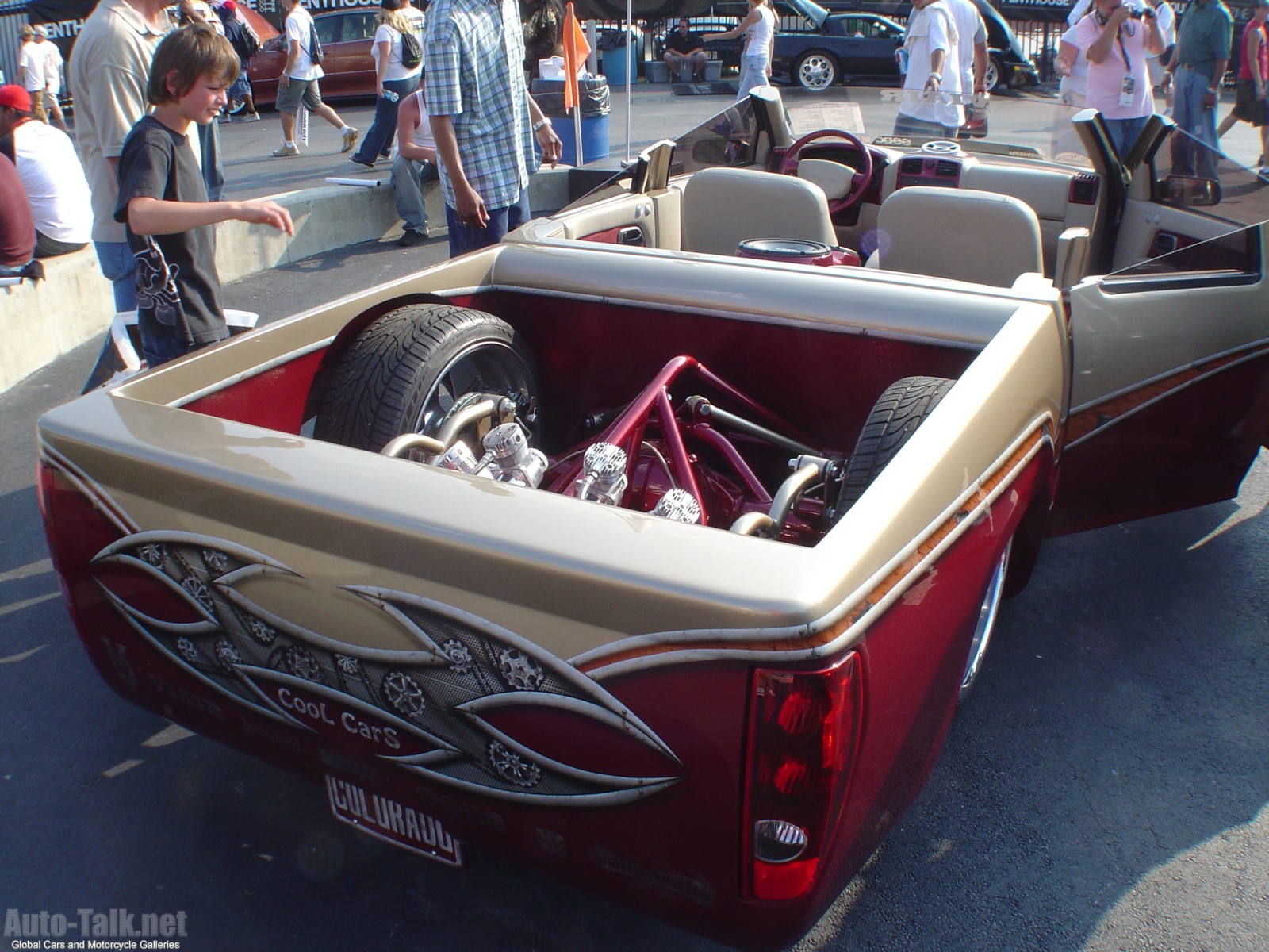 Pictures of Monster Trucks and Autos at Nopi Nationals 2006