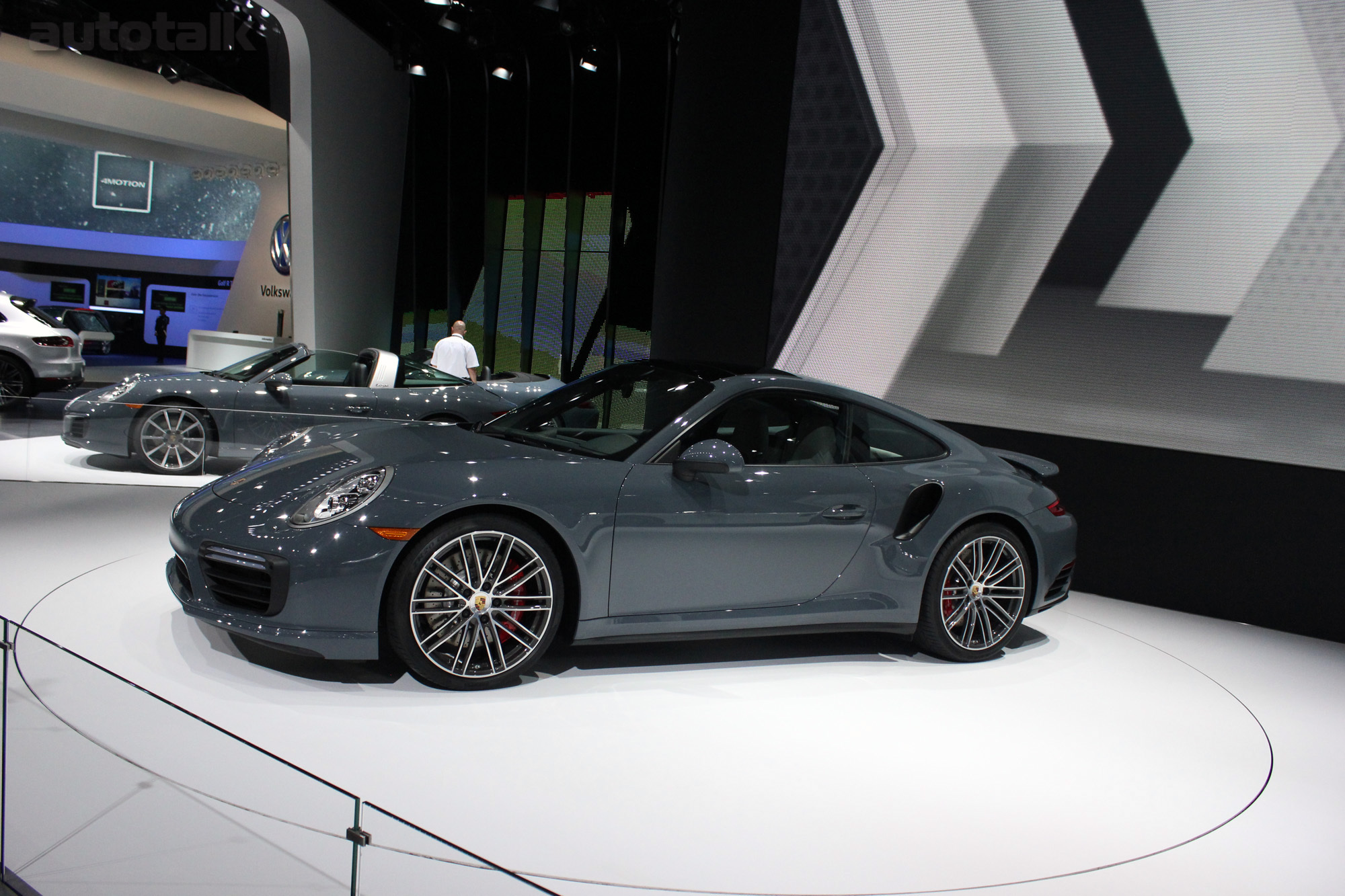 Porsche at NAIAS 2016