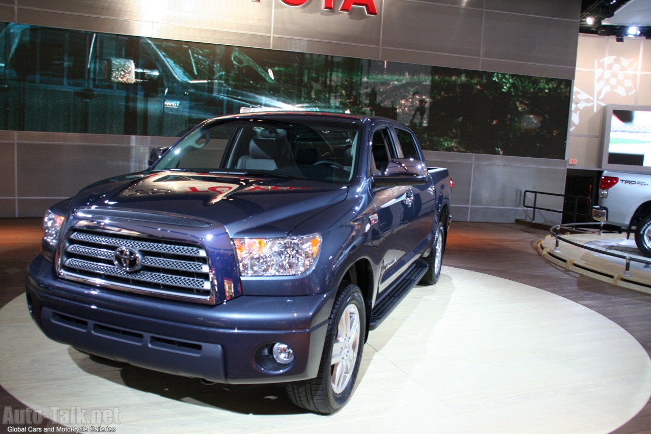 Toyota Tundra CrewMax - 2007 Detroit Auto Show